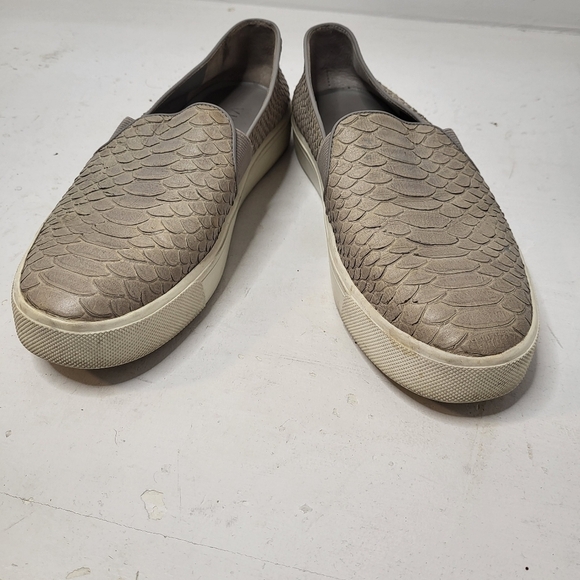 Vince Snake Skin Slip-On Sneaker Size 7 - Picture 5 of 13